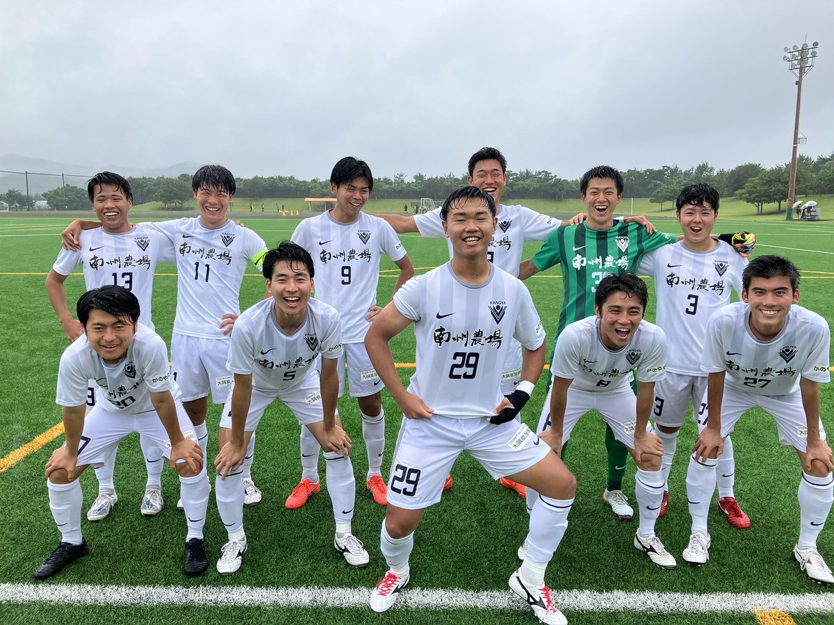 新版 鹿屋体育大学サッカー部 photos (@kanoyafootball) 鹿屋体育大