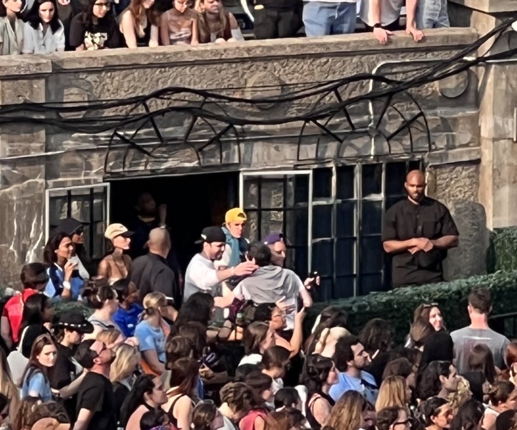 Hailey Rhode CR Updates on Twitter "Hailey and Justin Bieber with