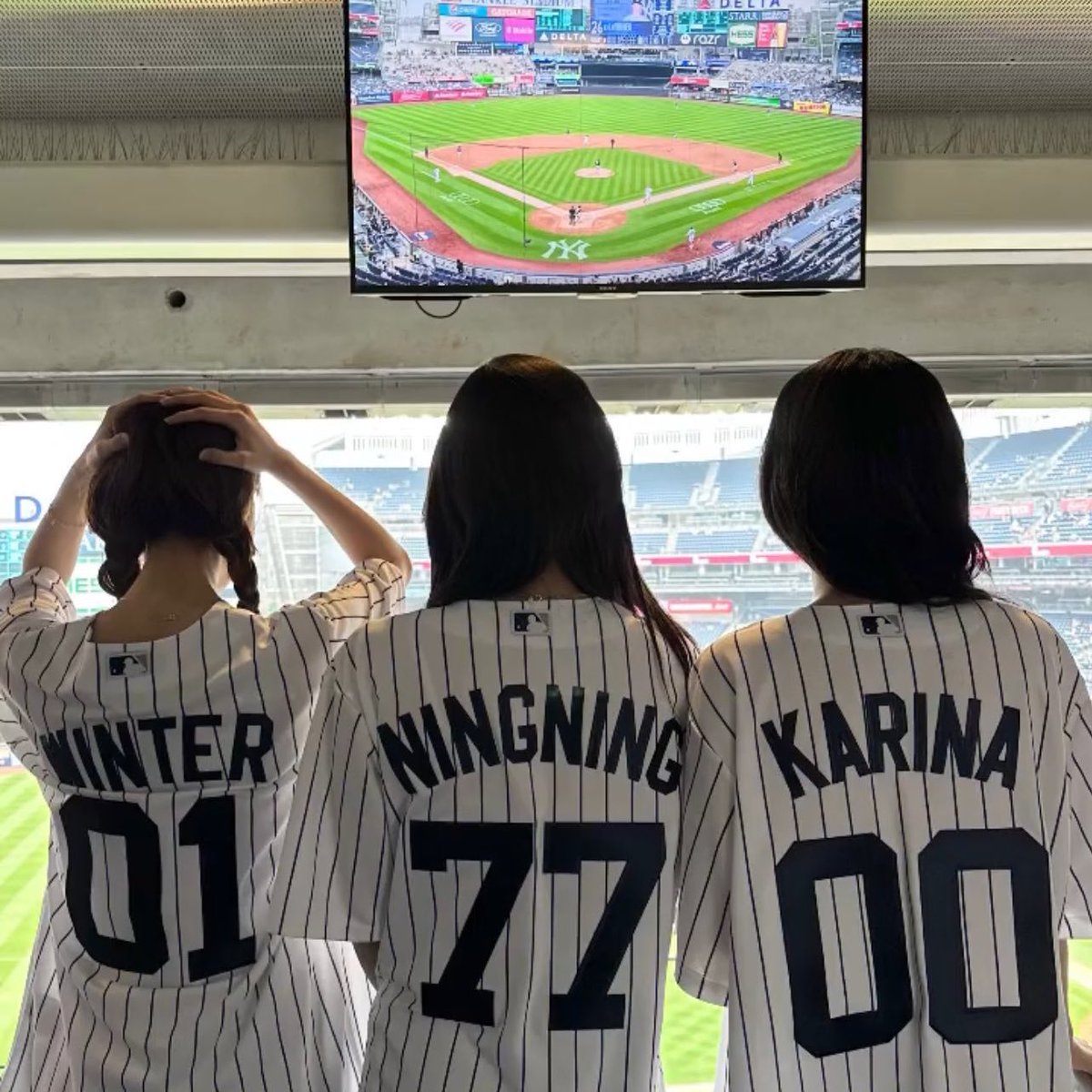 aespa ジゼル　ユニフォーム aespaジゼル 野球ユニフォーム トレカ付き aespaジゼル 野球