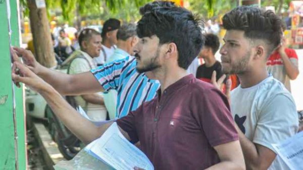 mode_cafe_'s tweet image. #jeeadvanced2023result
JEE Advanced Result 2023 Live :जेईई एडवांस्ड का रिजल्ट जारी, वीसी रेड्डी ने किया टॉप
mode-cafe.com/in/JEE+Advance…