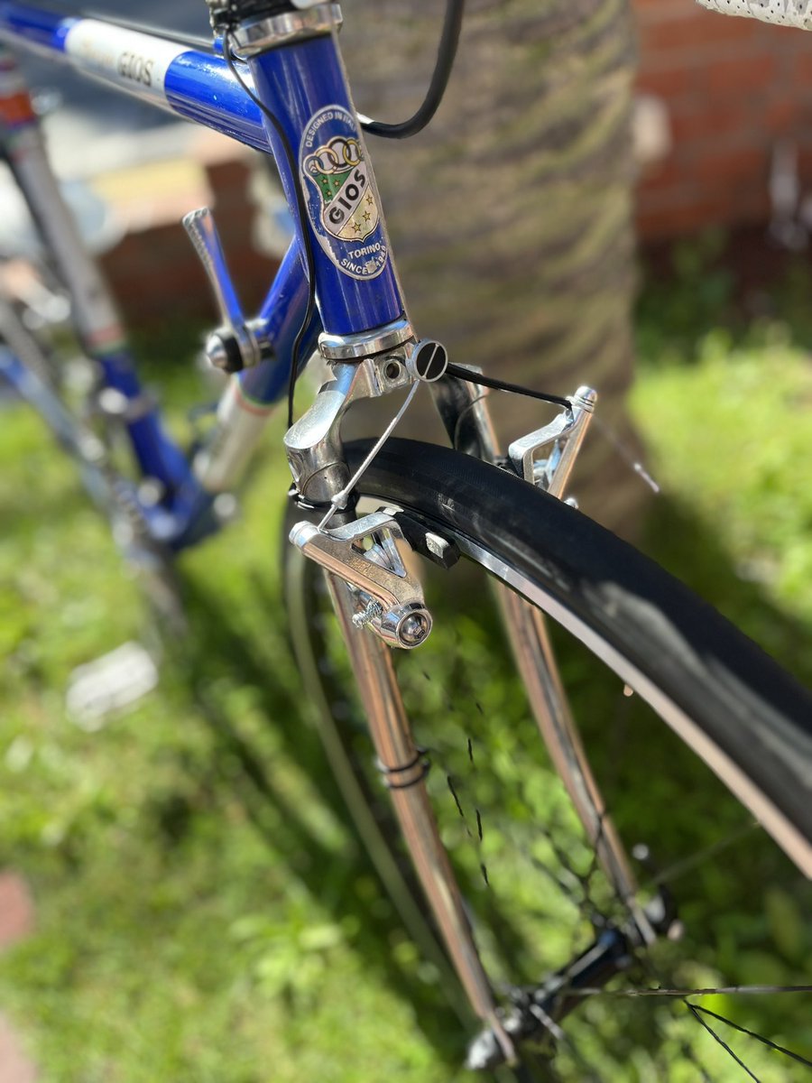 astbikes's tweet image. 15年以上前のスポルティーフホイルとブレーキ交換今時中々カンチブレーキ無いですねえ！綺麗に直りました😍
#gios
#astbikes
#astforest
#板橋
#練馬
#和光市
#秩父市
#マウンテンバイクショップ