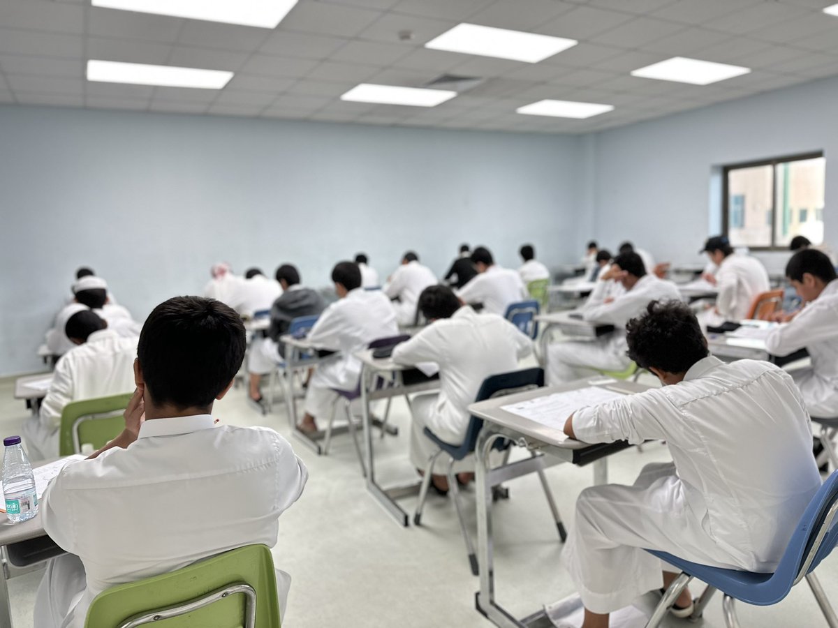 #يحدث_الآن 
كل الدعاء لكم بالتوفيق. بكم سنصنع مستقبل مشرق لوطننا
#اختبارات_الفصل_الدراسي_الثالث 
#المروج_المتوسطة
#الهيئة_الملكية_بالجبيل