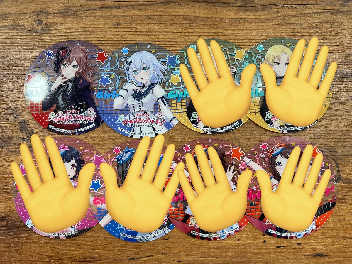 ChAChi33745018's tweet photo. 【交換】富士急　バンドリ　クリアコースター

譲)))リサ、ましろ
求)))こころ、日菜

富士急現地手渡しのみ募集してます。
FF外さんオッケーです！
お気軽にお声がけください
#富士急　#バンドリ https://t.co/xcJlUotIgi