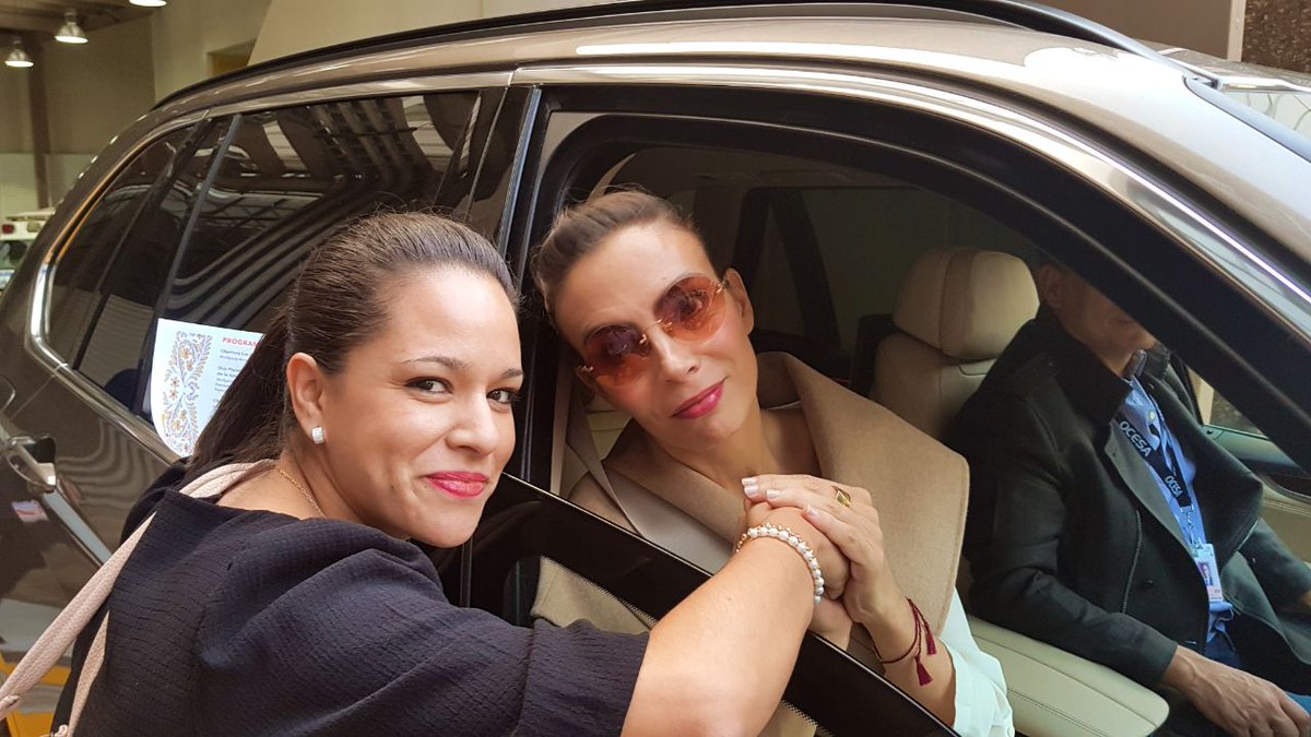 Feliz vuelta al sol <a href="/SashaSokol/">Sasha Sokol</a> que seas muy feliz, gracias por tanto y todo, pero sobre todo por tu enorme y hermoso corazón, te abrazo fuerte, siempre contigo 💛