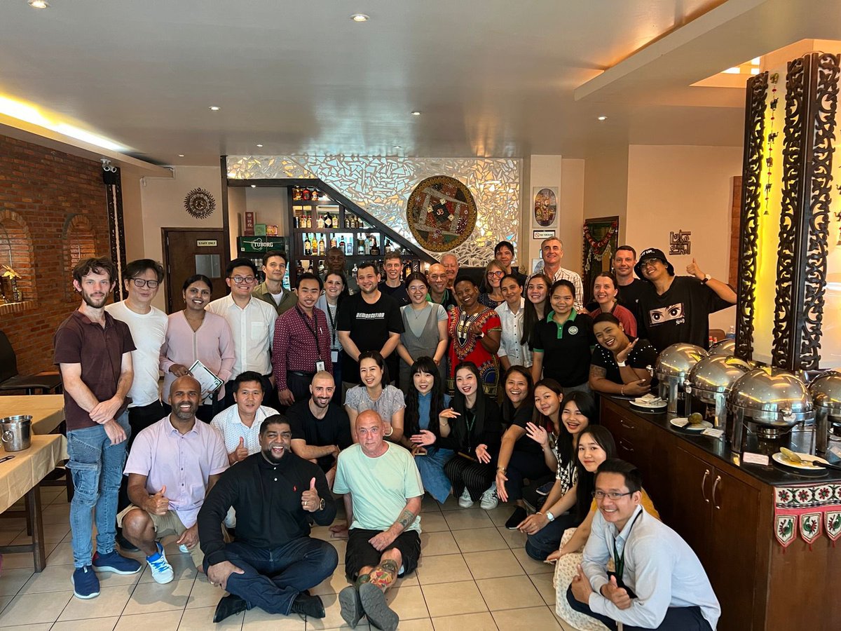 MrEssop's tweet photo. Wow! …. What an amazing year it has been. So happy to lead this wonderful group of people! Well done to everyone for everything each day, every day. I can’t wait to get going again next year @pislaos . Have a wonderful break everyone! See you in two months … https://t.co/VoRYD3pryU