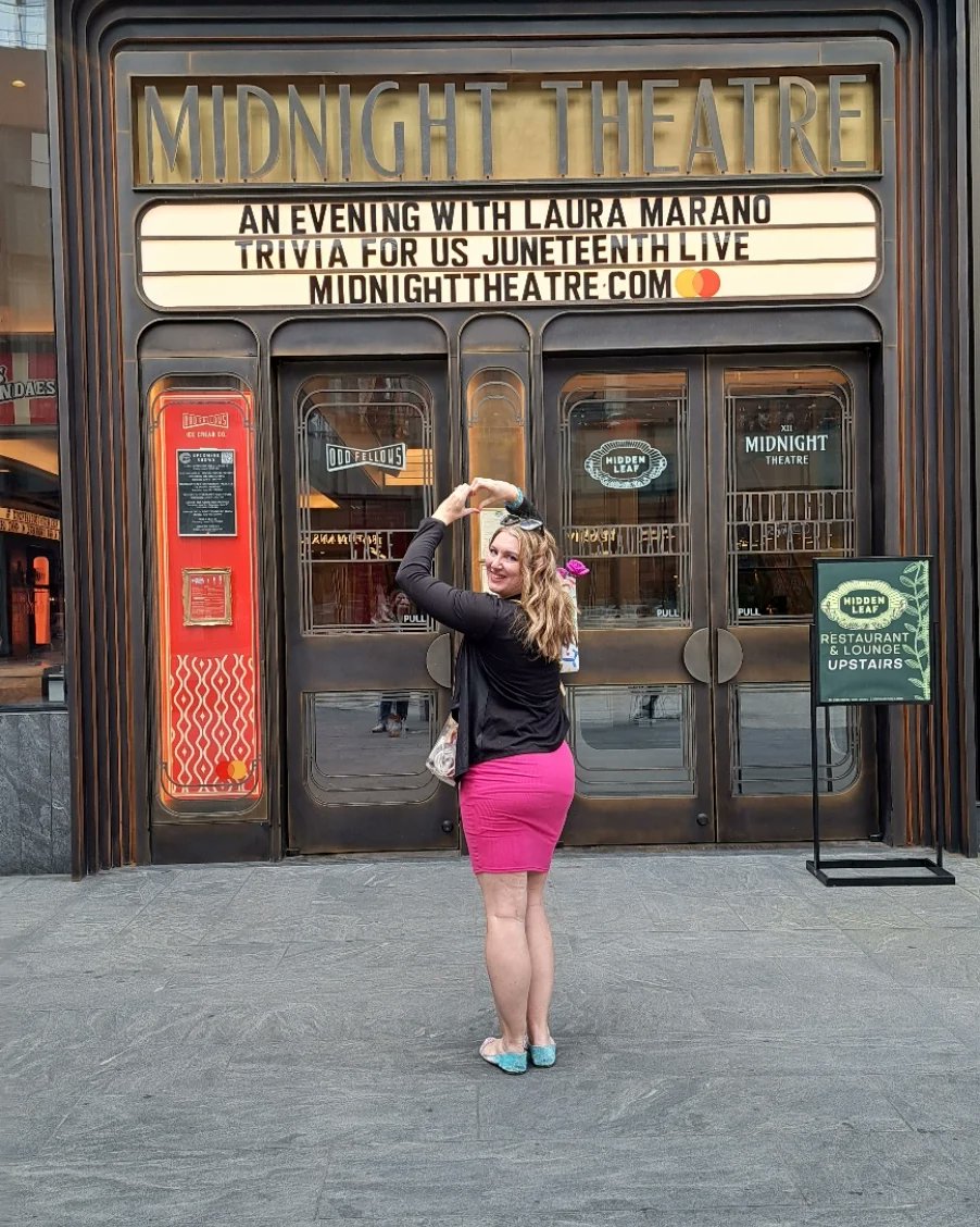 sweetx0love25's tweet photo. Another name goes up in lights at Midnight Theatre she gave me something to believe in 🫂❤️✨️ #AGoodTimeNyc #GoodTimeTour https://t.co/P2GVesVzCs