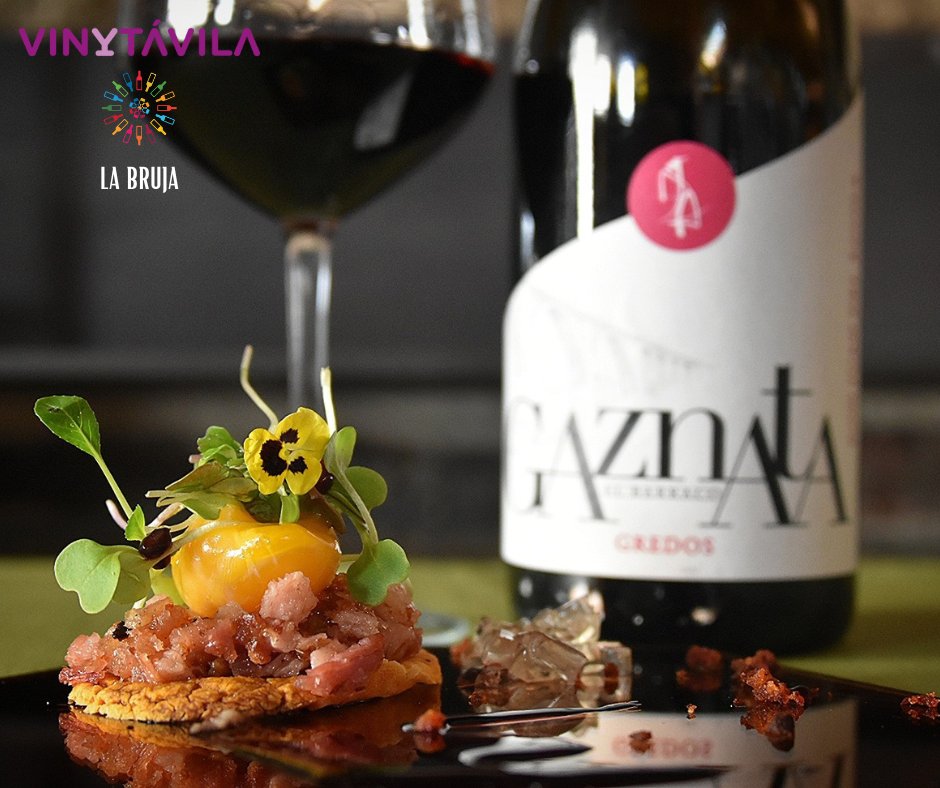Último día para disfrutar de estas maravillas de vino y tapas 🍷🍲.

Oliver Stone, el director de "Un domingo cualquiera" le puso ese nombre porque ese domingo no hizo la ruta de #Vinytavila , si no le habría puesto "Un domingo espectacular" o algo así 😏.

#VinytÁvila2023