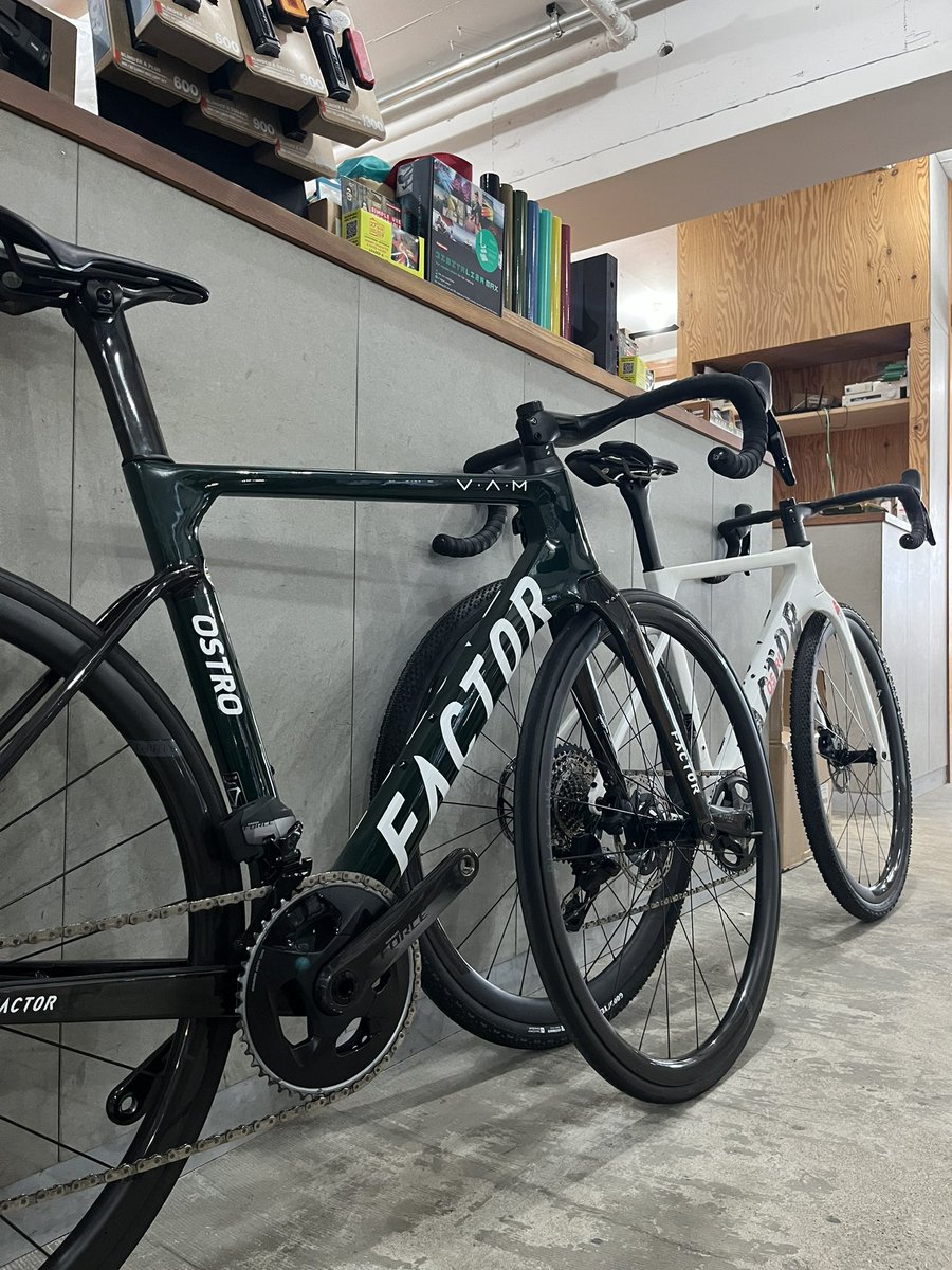 grumpyonline's tweet photo. FACTORの試乗車がやってきました。試乗できます。 https://t.co/hSsQmIwSdO