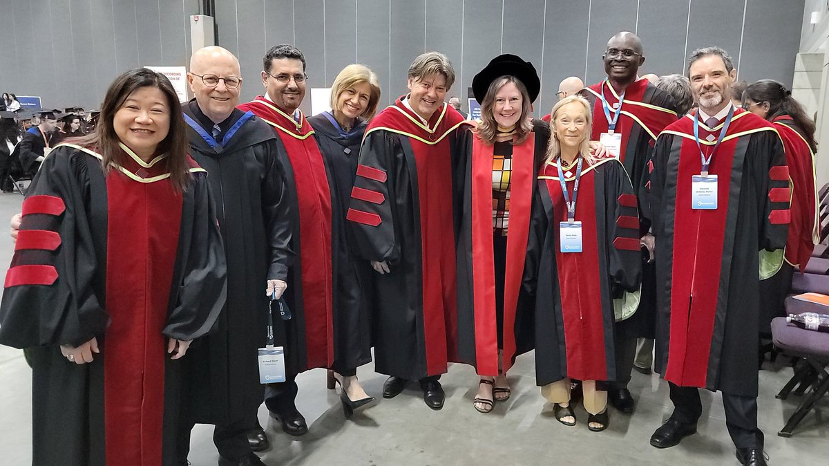 Dr. Lisa Watson (she/her) (@lwatson_ca) on Twitter photo My awesome <a href="/AthabascaUBiz/">Athabasca U Business</a> team represented at <a href="/AthabascaU/">Athabasca University</a>'s largest and fully hybrid convocation! Academics & staff, greeting students in person and virtual green rooms, our grads were shown the love! #MyTeamRocks #AUGrad My awesome <a href="/AthabascaUBiz/">Athabasca U Business</a> team represented at <a href="/AthabascaU/">Athabasca University</a>'s largest and fully hybrid convocation! Academics & staff, greeting students in person and virtual green rooms, our grads were shown the love! #MyTeamRocks #AUGrad