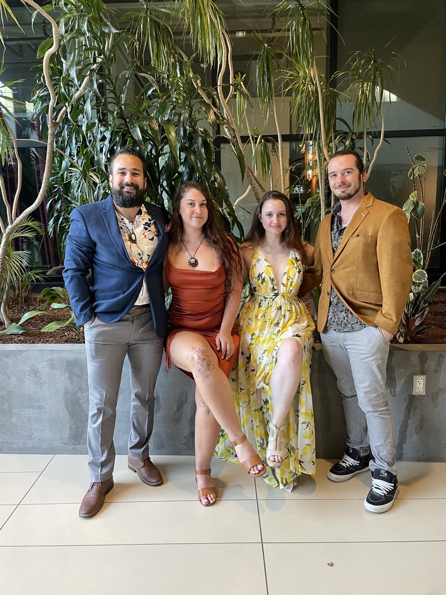 CatbugBass's tweet photo. Beautiful dinner, beautiful candle light quartet, and even more beautiful people to share the night with 🤍 https://t.co/gS0iRypnVL