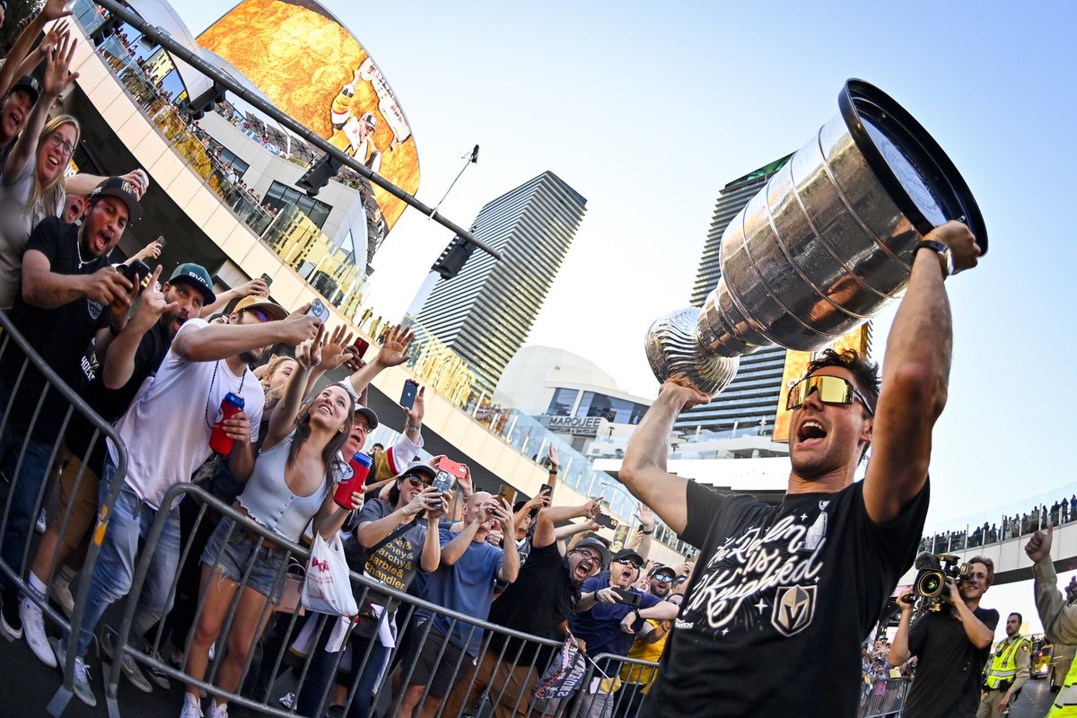 GoldenKnights's tweet photo. You belong in Vegas, @StanleyCup 🏆 https://t.co/UpWxETRK2Q