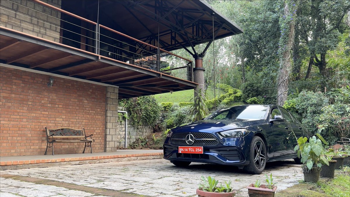 VikramGour's tweet photo. Road trips also lead to finding hidden gems! This is The Barn, a bespoke property in #Munnar fit for our bespoke adventure with the @MercedesBenzInd #CClass #C300d #luxury #travel https://t.co/nhTf26Em53