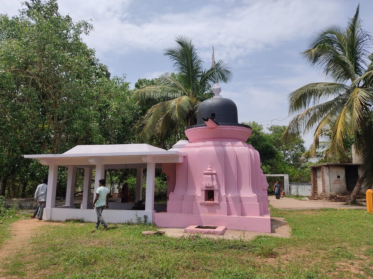 UmashankarPani5's tweet photo. One of Hidden Gem of Odisha
Marada Jagannath Temple, Sarana Srikhetra, Odisha
LORD JAGANNATH KEPT HIDDEN IN THIS PLACE https://t.co/MuYNXvqOf0