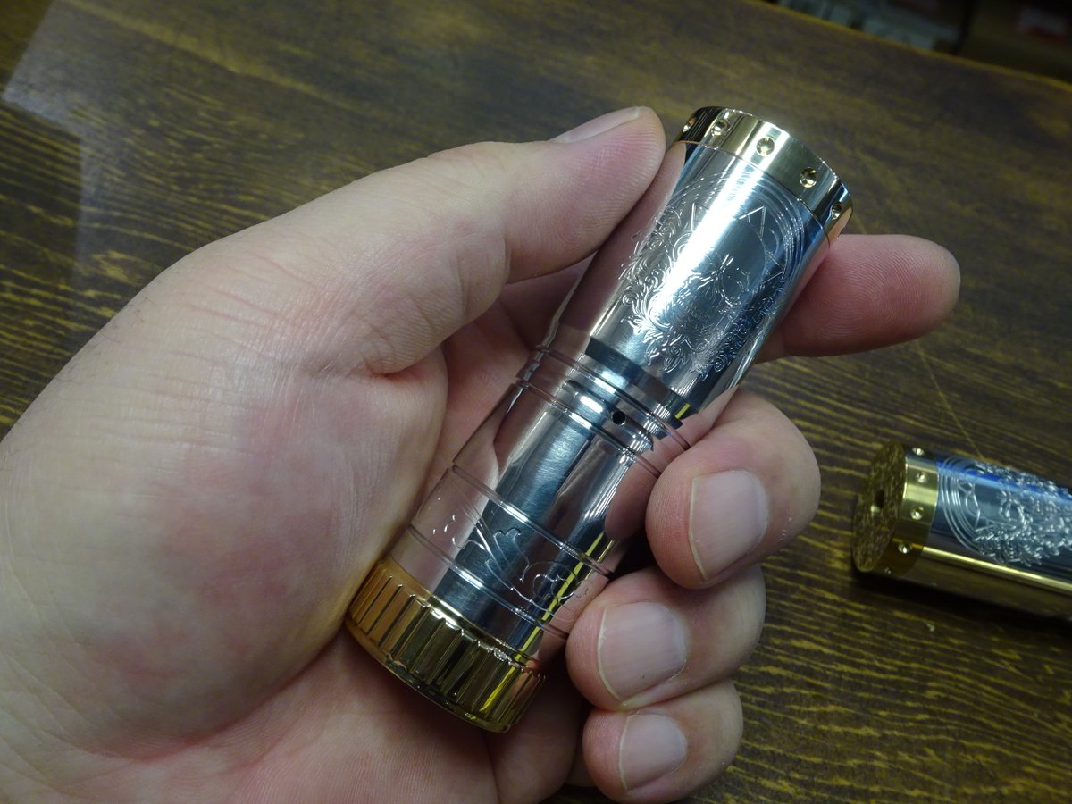 bakuendo_vape's tweet photo. APOY MRN MODZ
21700x1 30mm
#MRN #APOY #mech #RDA #MRNMODZ #vape #liquid #bakuendo #爆煙堂 #電子タバコ #ベイプ #水戸 #水戸市 @爆煙堂 https://t.co/yPjt4bEYKn