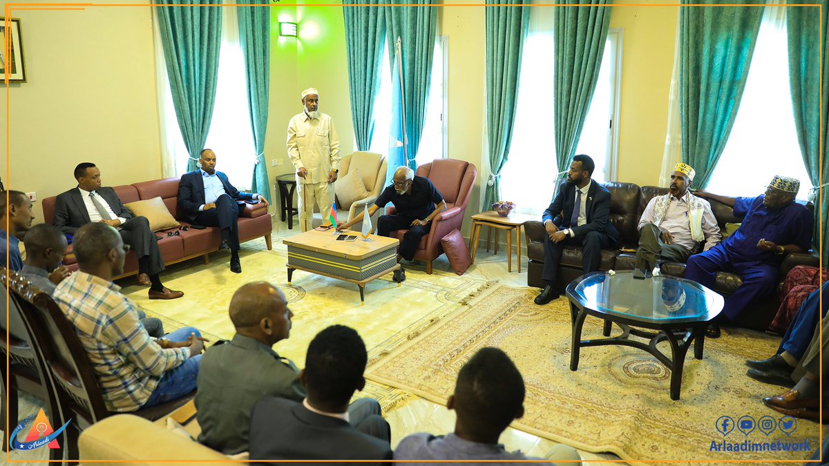 chiefeelay's tweet photo. Baidoa 18/6/2023

Maalmo safar shaqo aan ugu maqnaa magalada Mogadishu waxaan maanta dib ugu soo laabtay magalada Baidoa caasimada kumeel gaarka ee Dowlad goboleedka Koonfur Galbeed Soomaaliya https://t.co/ouM88WHJ1D