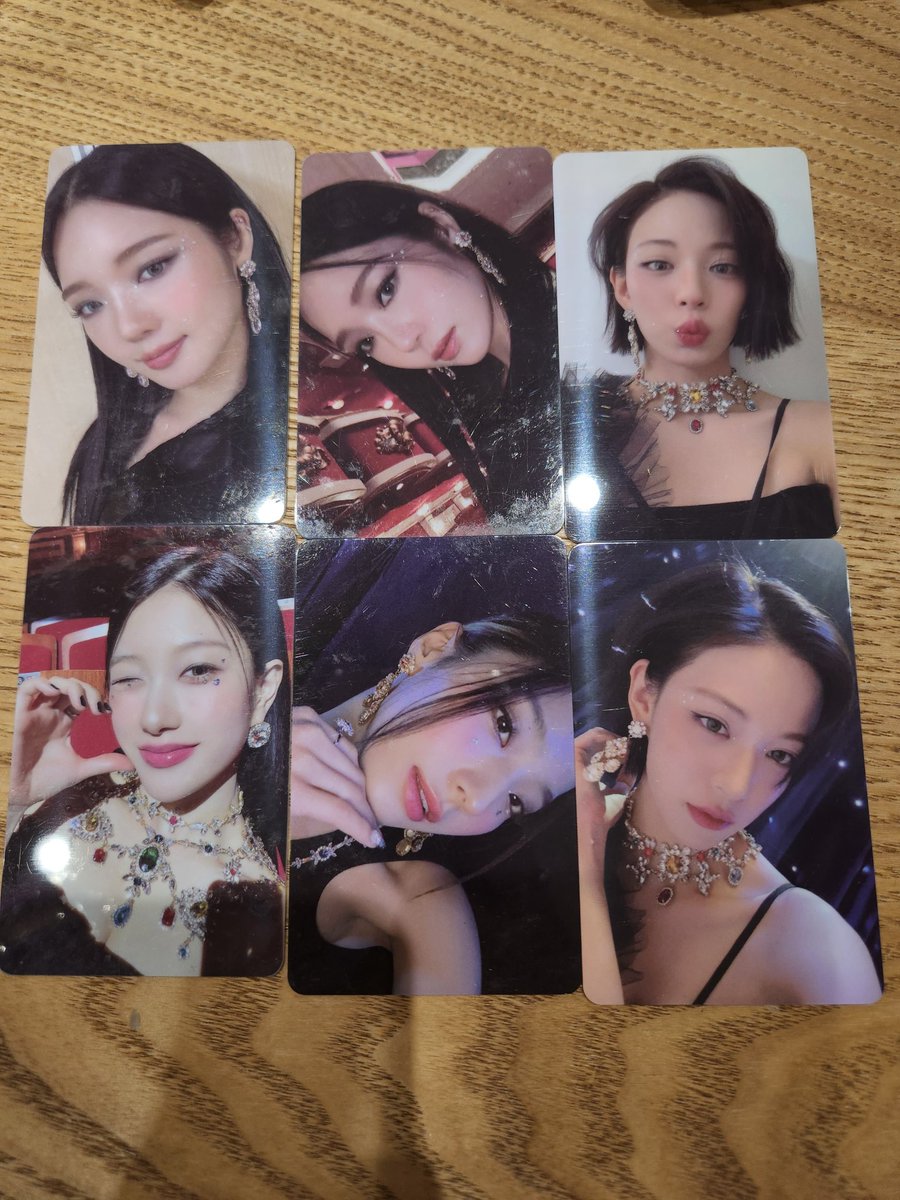 프로미스나인 팝업 스토어 럭드 럭키드로우 교환 구해요

저 : 노지선 이새롬 이서연 이채영
님 : 이나경 송하영

팝업 스토어 현장 교환 가능합니다~