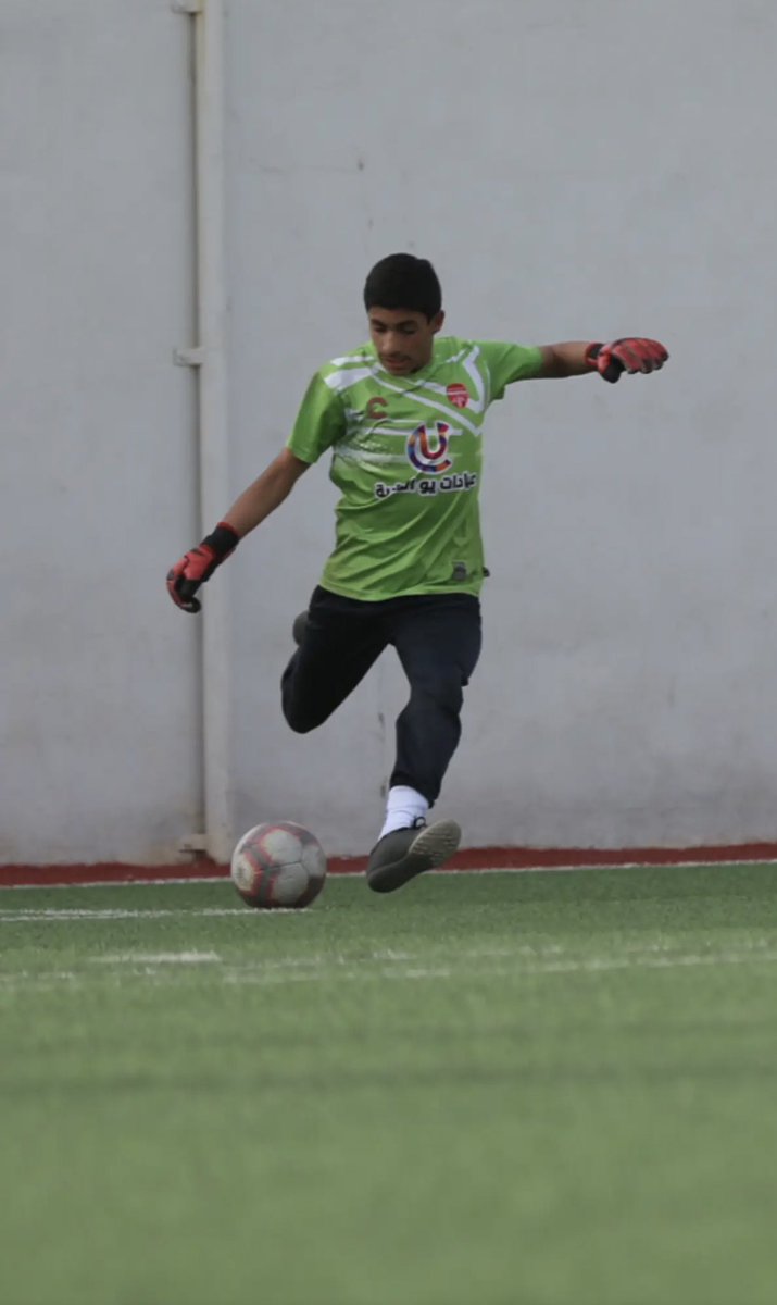 T054447's tweet photo. في البداية كان تطبيق أسلوب #اللعب صعب جداً ، بدأنا في أقناع #اللاعبين على أن نكون أفضل يجب أن تكون الكرة لدينا ، عندما نخسرها نحدث الفوضى !!؟ 

#ثريد https://t.co/u4TEyiZCBH