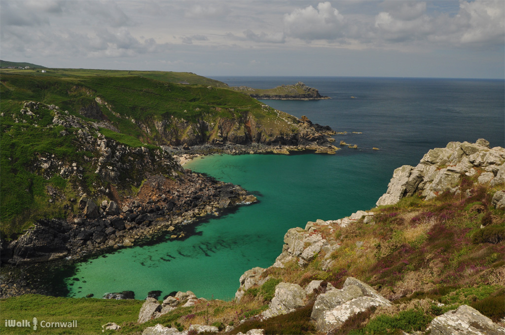 View from Zennor Head on the Zennor to The Carracks walk (walk details: iwkc.co.uk/w/151)
#Cornwall <a href="/Cornwall_Coast/">Cornwall Coast</a> <a href="/TinnersArms/">The Tinners Arms</a> <a href="/TinCoastNT/">Tin Coast NT</a>