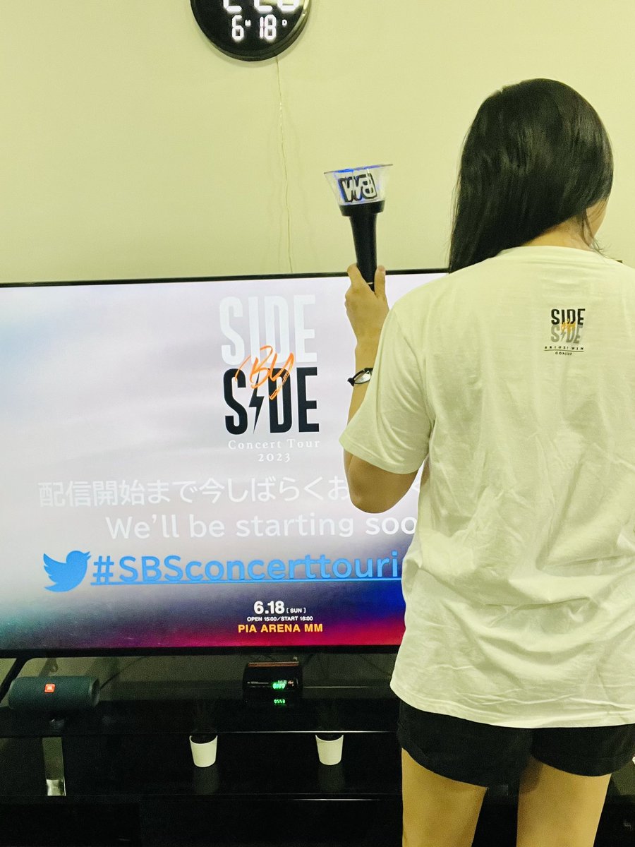 mhaydvalenzuela's tweet photo. #SBSconcerttourinJPD2, here we go!🤍⚡️☀️🐰
#ไบร์ทวิน #bbrightvc #winmetawin
#BrightWinSBSTour2023inJP #teamlivestreaming https://t.co/jRTq3DuBsf