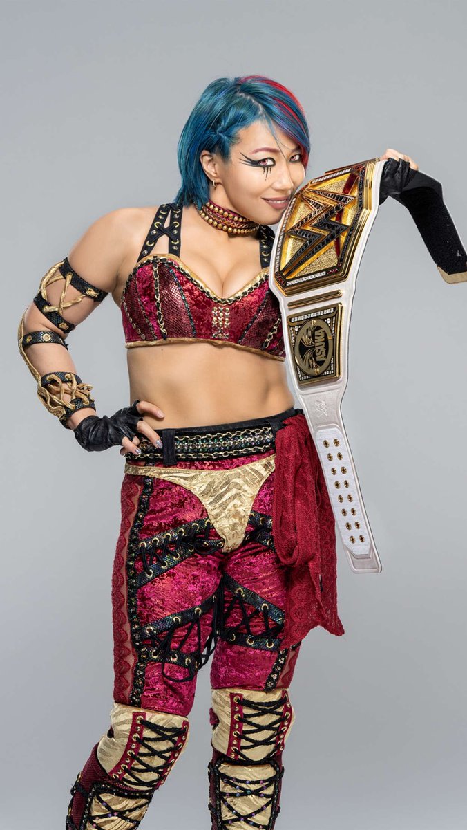 WWE Women's Champion @WWEAsuka 🔥