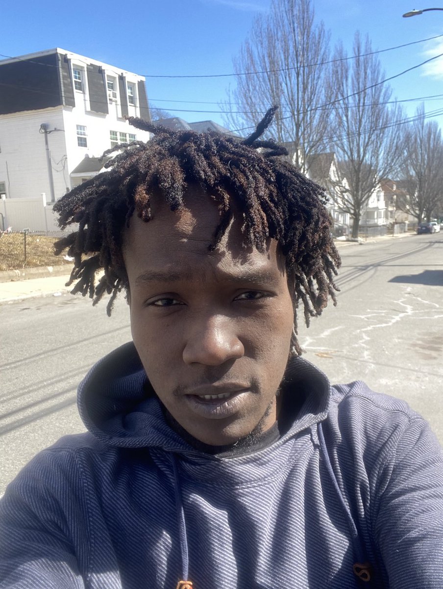 GodManPM's tweet photo. Li materyèlman enposib pou pitit BONDYE pèdi batay, msonje yon vwa ki te dim : 
#LovePaPeyeBil ❤️ 💕 💰 💴 

😂 😆 😝 

#YonJouLaJou
#TiCheniKapTounenPAPIYON

#MrCPL_GMPM / @ras_gate https://t.co/FsDLx0RJbo