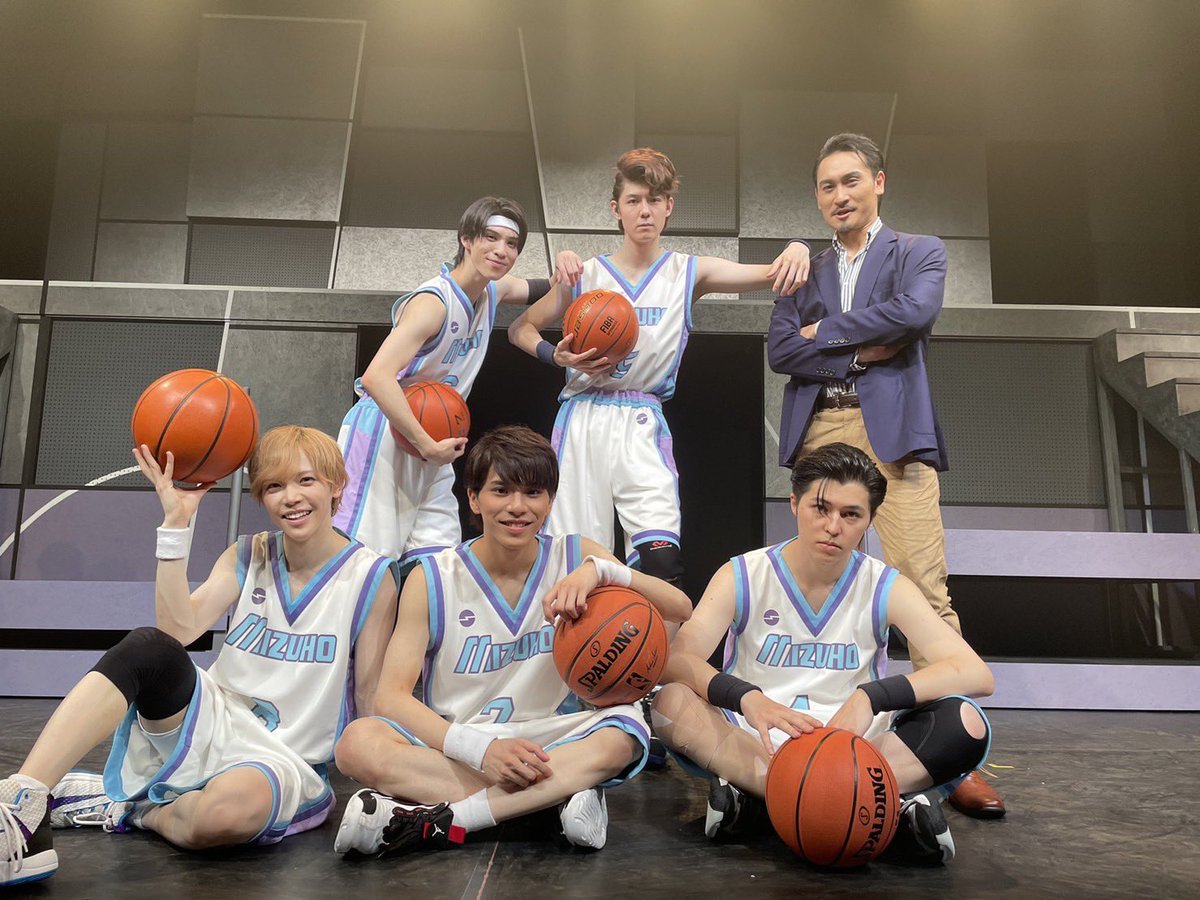 hiromu_saKATa's tweet image. #DEARBOYS 
全25公演、無事終了し幕をおろすことができました！！
ご覧いただいたすべての皆々様、本当にありがとうございました🙇

もちろん寂しさもありますが、今はただただホッとしてます。
また逢えると信じて！！
ありがとうございましたぁぁあー！！！！