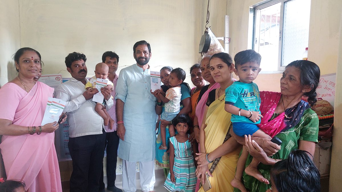 SanjayKelkar_'s tweet photo. माझ्या पुढाकाराने येऊर येथे आधारकार्ड आपल्या दारी शिबीर घेण्यात आलेला. माझ्या हस्ते आधारकार्ड वाटप करण्यात आले. यावेळी परिवहन सदस्य विकास पाटील उपस्थित होते.
#SanjayKelkar #BJP #bjp4maharashtra #thane #aadharcard https://t.co/U4KervKkgq