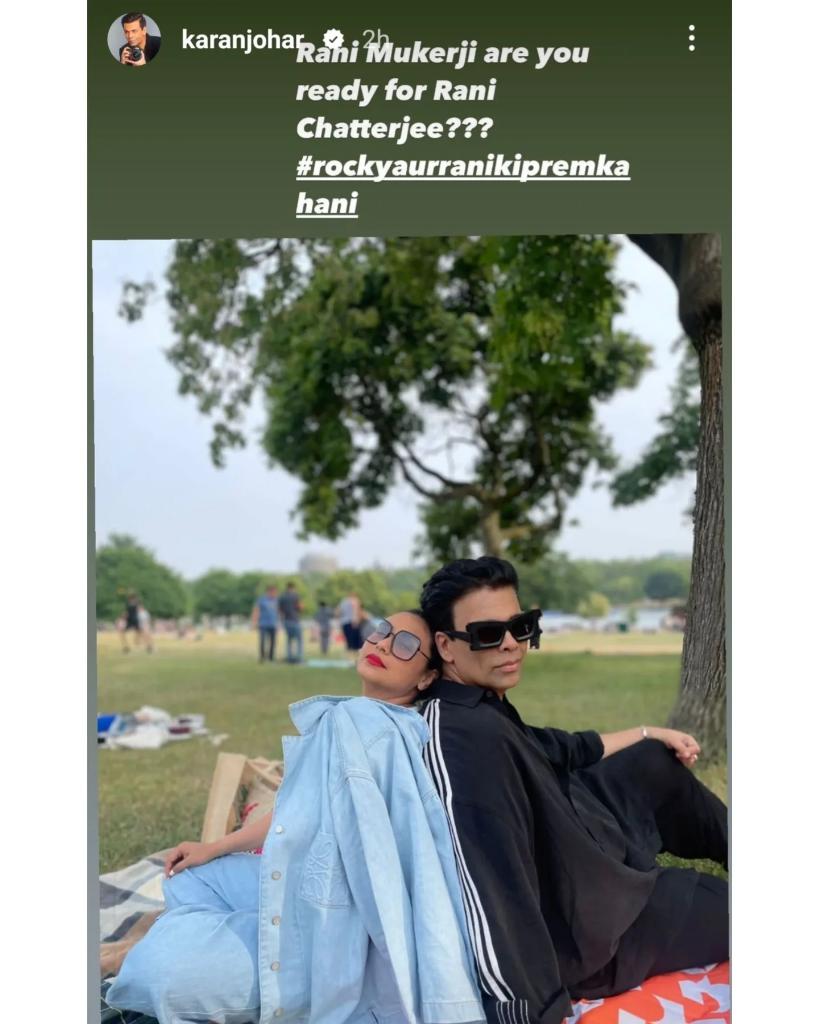 filmfare's tweet photo. Check out what #KaranJohar has to say about #RaniMukerji and #AliaBhatt's character in #RockyAurRaniKiPremKahani. ✨️ https://t.co/Wb8yPXJadA