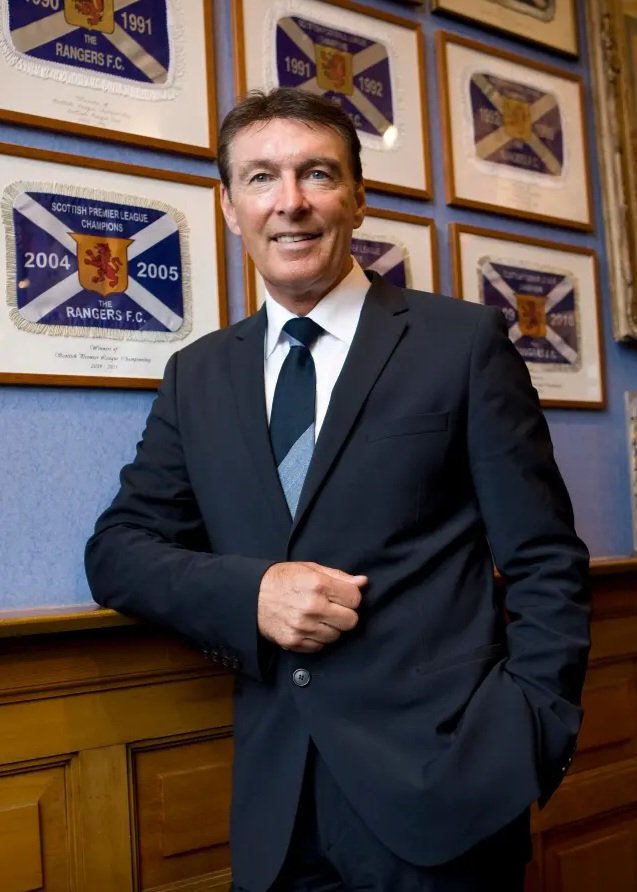 🗓️ #OnThisDay 2️⃣0️⃣1️⃣1️⃣ : #Rangers appoint former player & SFA Chief Executive Gordon Smith as Director of Football. He didn't have the control required to flourish in the role and quit 48hrs after we entered Admin, saying he regretted the decision and let his heart rule his head.