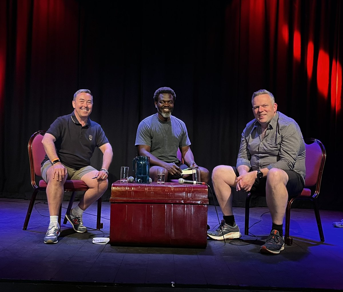 JaneLGibsonBook's tweet photo. Lyme Crime it’s been a blast. Thanks for a great and entertaining weekend @PaddyMagrane and all the authors, and staff at the theatre. Gorgeous setting, great weather. https://t.co/scBYqyAoFR