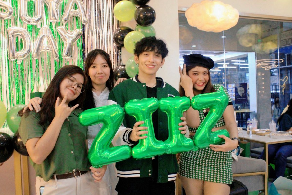 z2zrozes's tweet photo. What a Blast!
Thank you so much to admins of Roze, Volunteers, @theguss_org for sponsoring some of the prizes , Miss @Annie84874523 for being our Photographer and Juice Cubi UE RECTO. Thank you @Z2ZOfficial for joining us
#Z2Z #ZerotoZillion #Roze_Z2ZSoya #PPOPGUSS #Z2ZSoya https://t.co/6HwVWe53p9