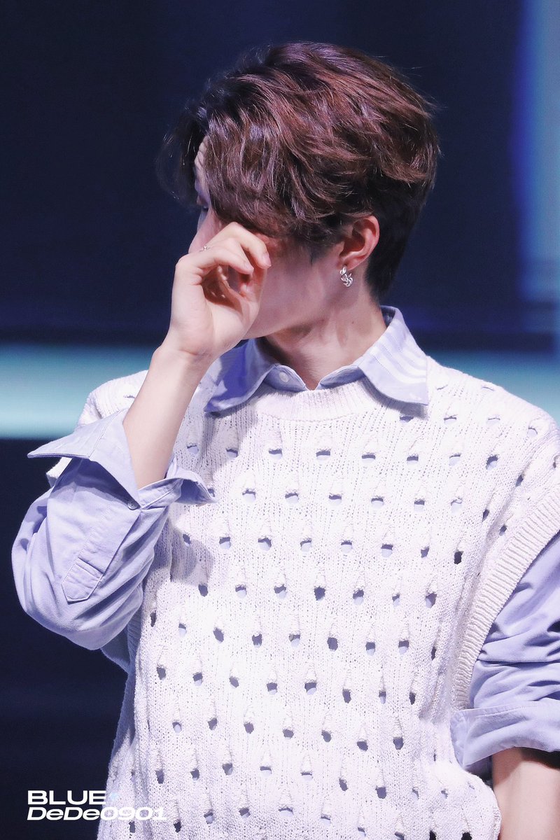 let-s-google-on-twitter-girl-why-is-he-crying