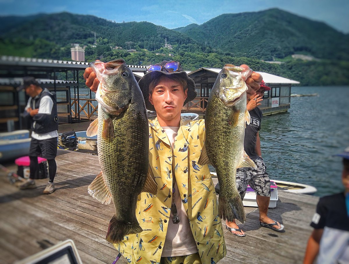 pesu61745496869's tweet photo. 帰着前に43cm追加して2本で3480gで優勝できました!
トップウォーター最高\(^^)/
#水面倶楽部
#みなもクラブ
#MINAMO
#トップウォーター
#相模湖
#7OVER
#大会
#柴田ボート
#優勝
#バスフィッシング https://t.co/gbYQyKPW6h