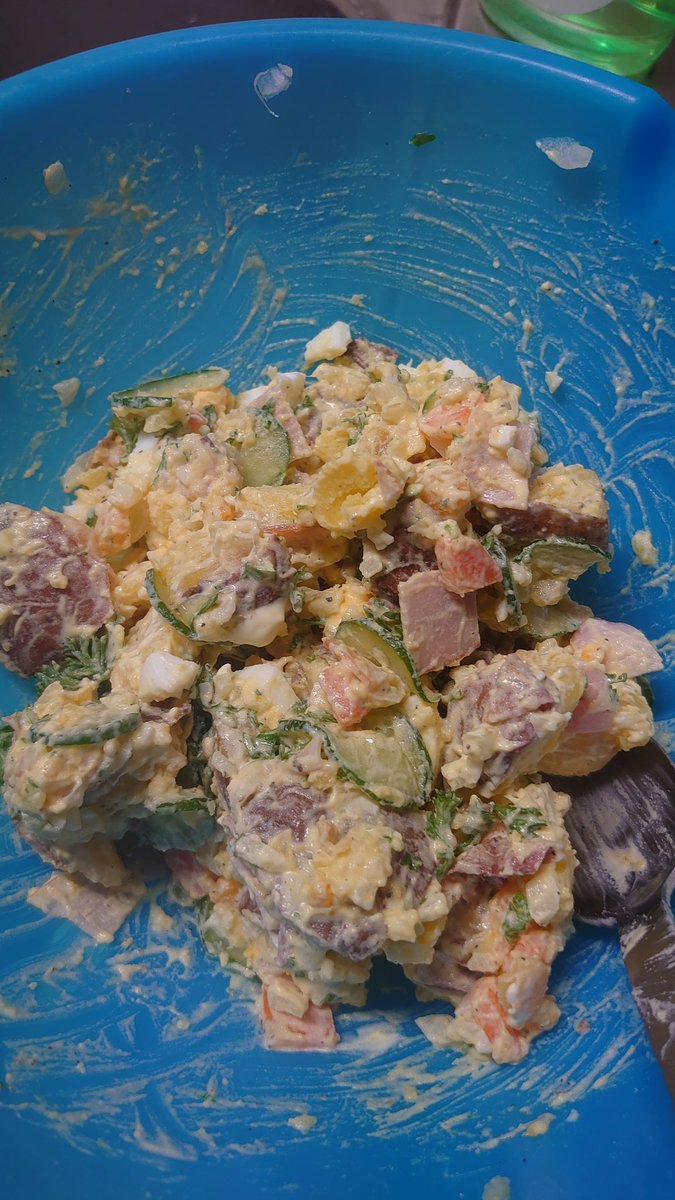 taka_taka5143's tweet image. #SMP765
昨日八尾で開催された
YAO-OIHARA Farmers&apos; Marcketで
手に入れたレッドアンデスという
赤いじゃがいもで
ポテトサラダ作ってます
普通の男爵よりなんか美味しそう

もうすぐ完成しますよ🥔

結婚式に因んで
リクエスト
Jason Derulo / Marry Me

#FMCOCOLO765
#MagicHourRequest