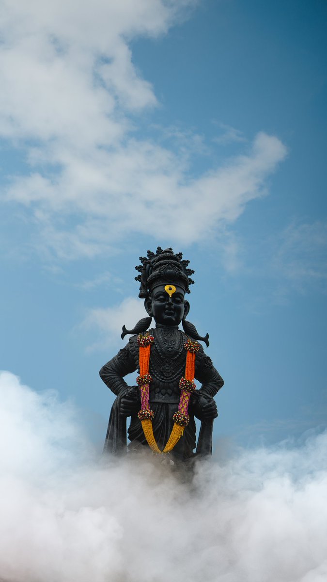 Good Evening Everyone. Here is the HD Wallpaper of Lord Vitthal. You can use it for Mobile Wallpaper. Download it. #GaneshVanare #NustaHaramKhor