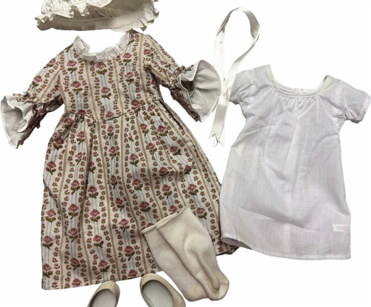 American Girl Dolls!  Check out Wednesday's Auction.  It starts to close at 8:00 PM.  All proceeds go back to the community!  conta.cc/3P74khf