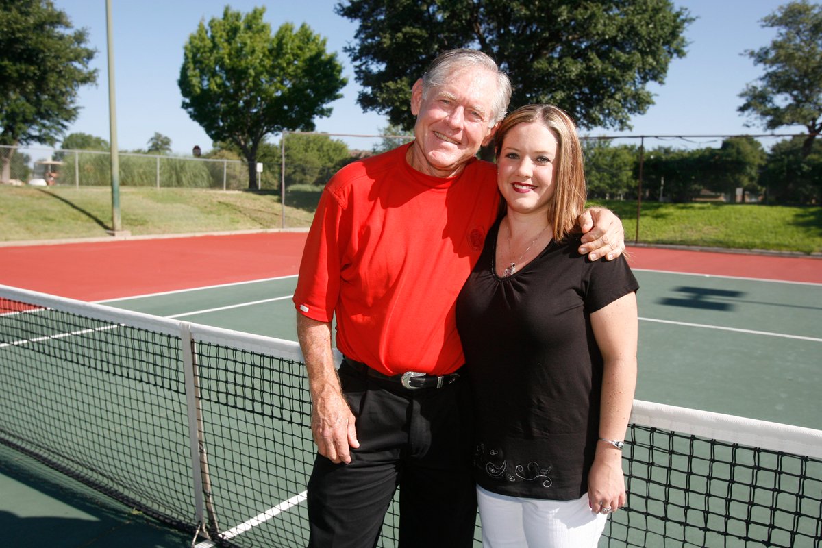 AcingDepression's tweet image. Cliff Richey with his daughter Amy #FathersDay