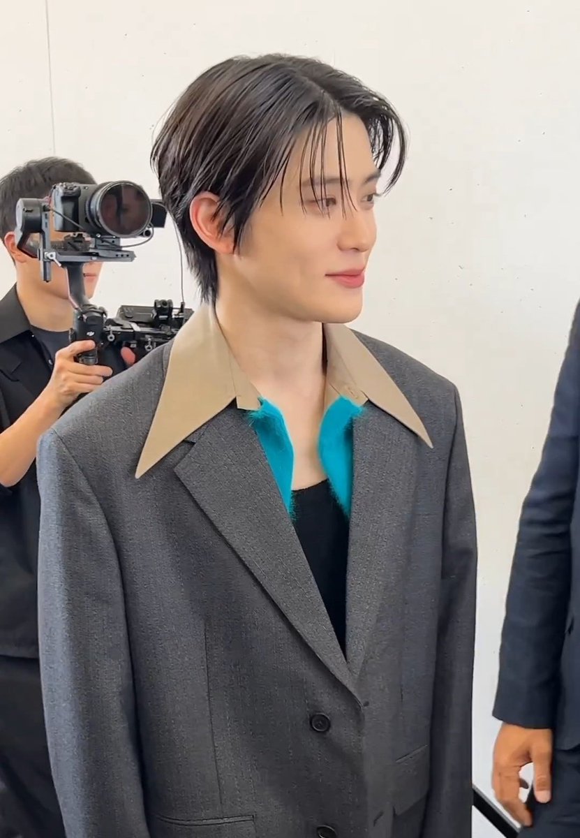 JJHLOOKS's tweet photo. jaehyun is sooo handsome

PRINCIPE JAEHYUN A PRADA 
#PradaSS24 #PradaSS24xJaehyun @Prada https://t.co/kXtes1hn12