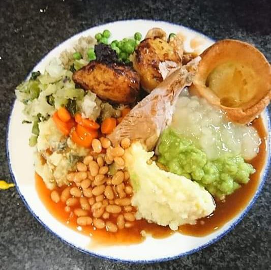 Dinner with Beans 🍽️ tweet media
