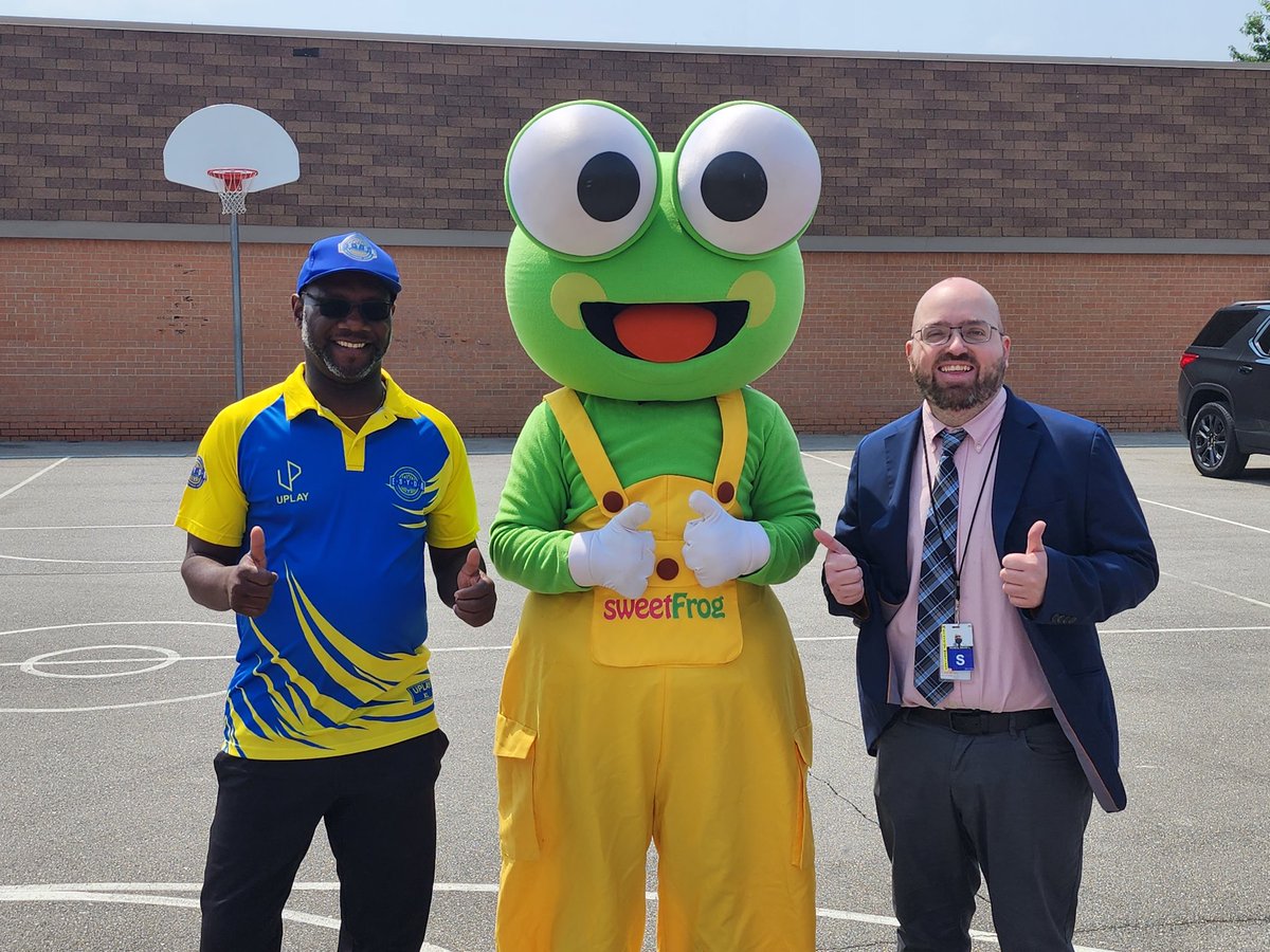 EsydaSoccer's tweet photo. Yes we can https://t.co/ZVJoM6IE3u