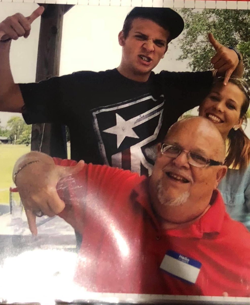 CoachFisher941's tweet photo. Father’s Day has always been bittersweet for me. On one hand I get showered with acknowledgment, love, and gratitude of being a great father. On the other hand… Today out of 365 days I think about you the most. So here’s to you Pops! Happy Heavenly Father’s Day! 🕊️🫶🏻 #HugYourDad https://t.co/75V8AUNi8h