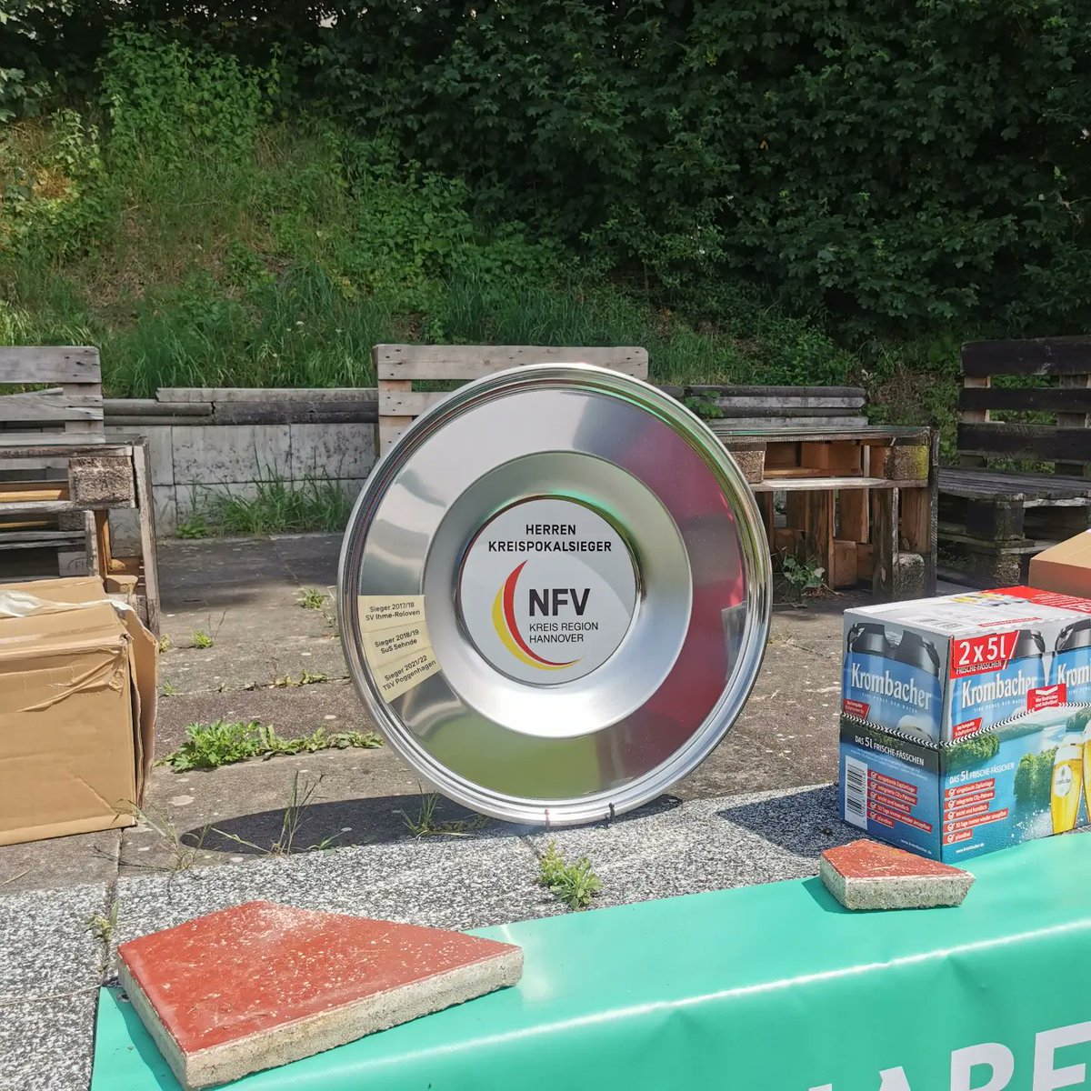 _Kosmonaut's tweet photo. #kreispokalfinale #neuwarmbüchen #sv weetzen #Mariensee-Wulfelade https://t.co/Xfx5uTDBm3