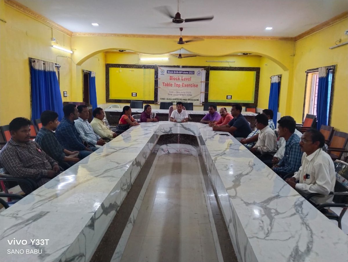 gyana_r_das's tweet photo. District Administration & various stakeholders participated in annual Table Top exercise to analyze simulated scenarios,foster effective coordination & enhance disaster management strategies. Boosting Preparedness, Strengthening resilience!
#TableTopExercise2023 #OdishaCares https://t.co/bSBjpevzlh