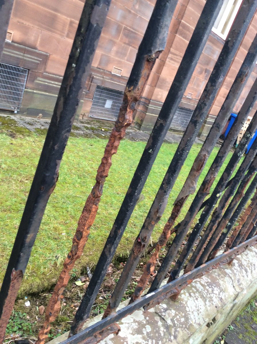 @dougiewestender @ChristyMearns @TreesforStreets And, of course, if you don't maintain them (or even paint them in the first place) then they end up like this - (Whiteinch Library neglected for over 30 years, railings entirely replaced in 2022, after 7 years of lobbying...).