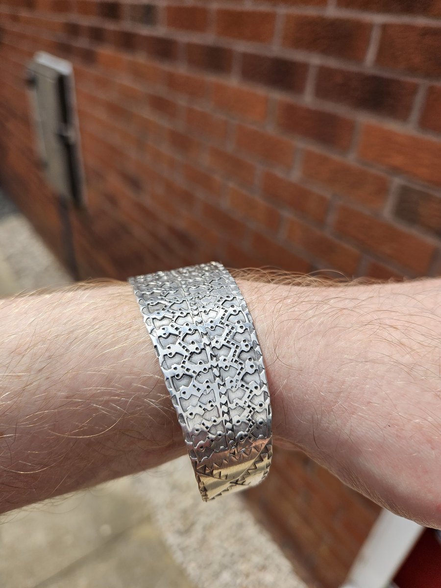 HorneSupremacy's tweet image. A Galloway Hoard-inspired silver arm-ring I made (with a LOT of help, time, kindness, more help, advice, learning and help) with the brilliant @eblueaxe!