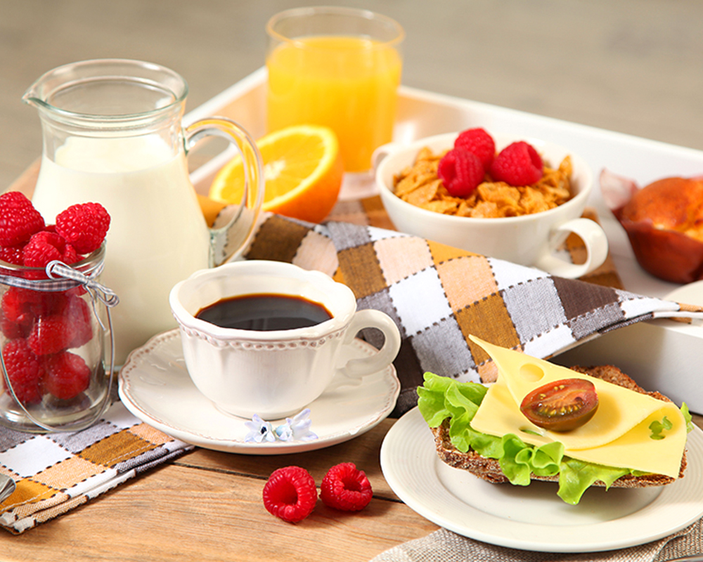 Rise, shine, and dine! Our continental breakfast is a feast for the eyes and a treat for your palate. 🍳

#MorningFeast #FoodieExperience #BreakfastInStyle #Food #Gujarat #Vadodara #FourPointsbySheratonVadodara #MarriottBonvoy #MarriottHotels #Marriott