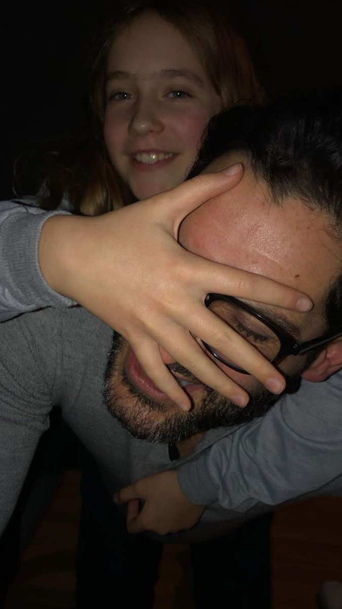 orchideeeeee's tweet photo. To think Tom is in England, because it's Father's Day today 🥰
He is such a lovely dad ❤️🩷🧡
#FathersDay #TomEllis #Bestdaddyever ❤️ https://t.co/162Jelvv7s