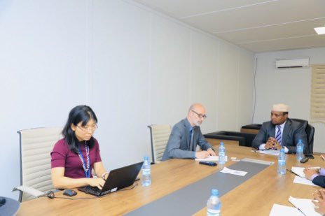 RadioMuqdisho's tweet photo. The Planning Minister @HonBeenebeene
met with @GConway_UN to discuss the #NDP9, which focuses on government priorities, strengthening #cooperation, especially with #Aid Architecture, carrying out the #Census, achieving the #SDGs through effective implementation. https://t.co/RTuEDcE3h1