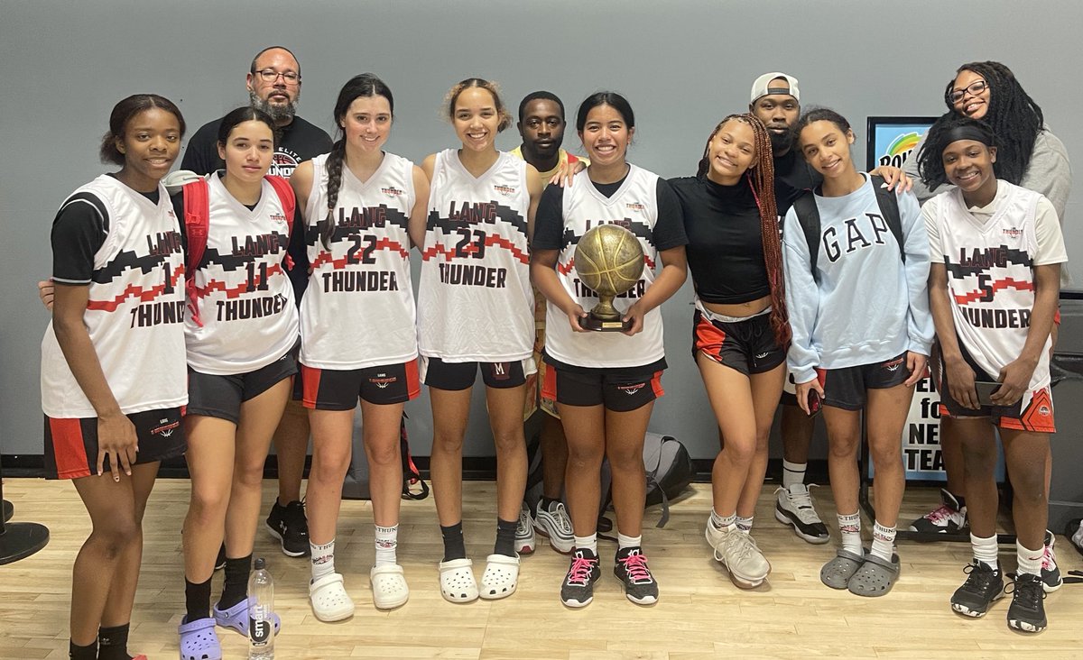 All guards! All dogs!! <a href="/Hardwoodtournmt/">Hardwood Basketball Tournaments</a> <a href="/slangtherock/">LangTrainingAcademy</a> #ShowMeMyOpponent #B1