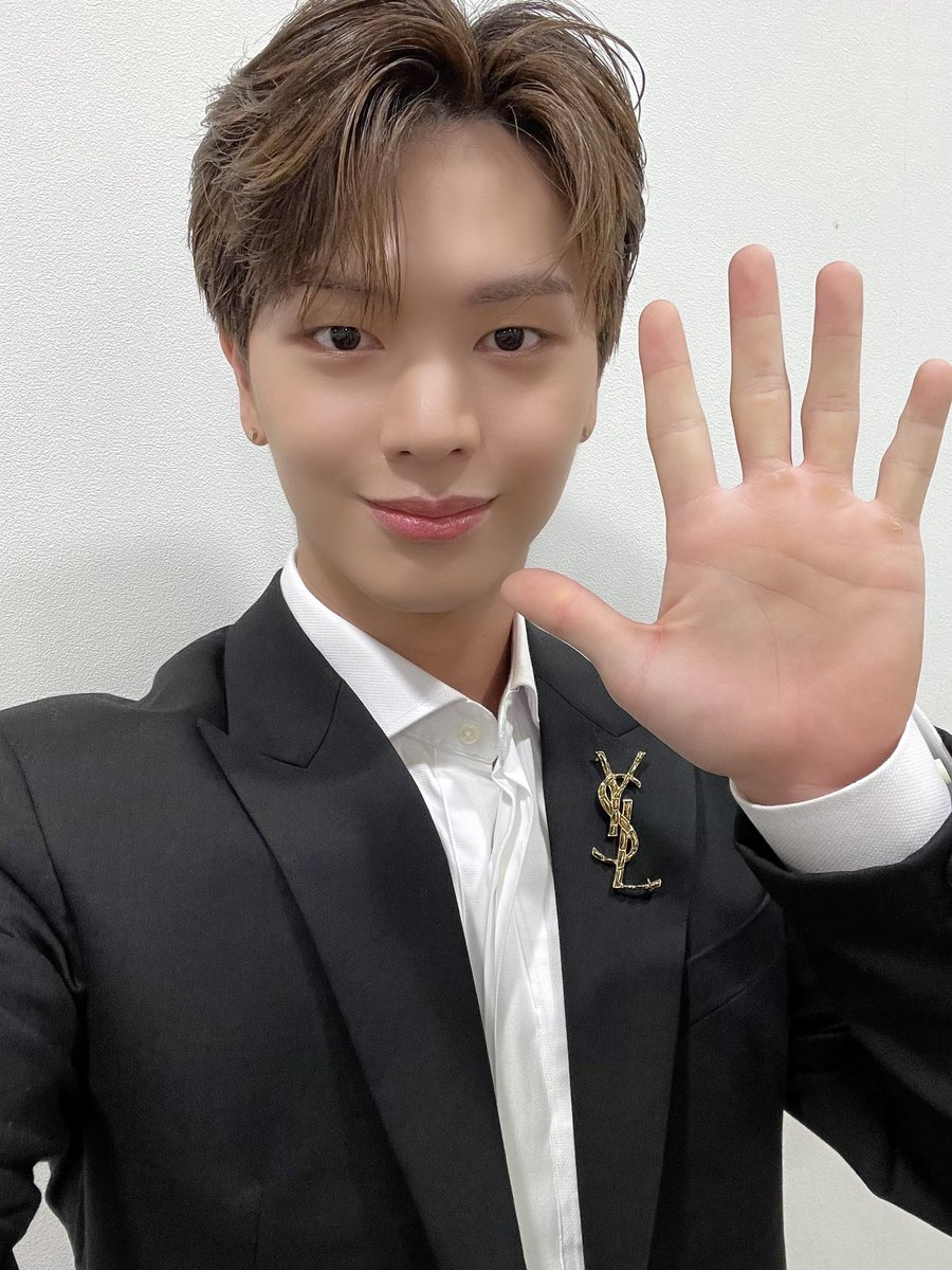 [📸] 230618 @ #DREAMCONCERTJAPAN2023 

자랑스러운 MC 성재 덕분에
오늘도 멜로디는 자부심 뿜뿜!
일본에서도 함께해줘서 고마워요 또 만나요💙
 
#비투비 #BTOB
#육성재 #YOOK_SUNGJAE